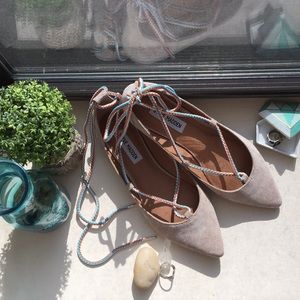 NWOB Steve Madden Emilie Suede Flats